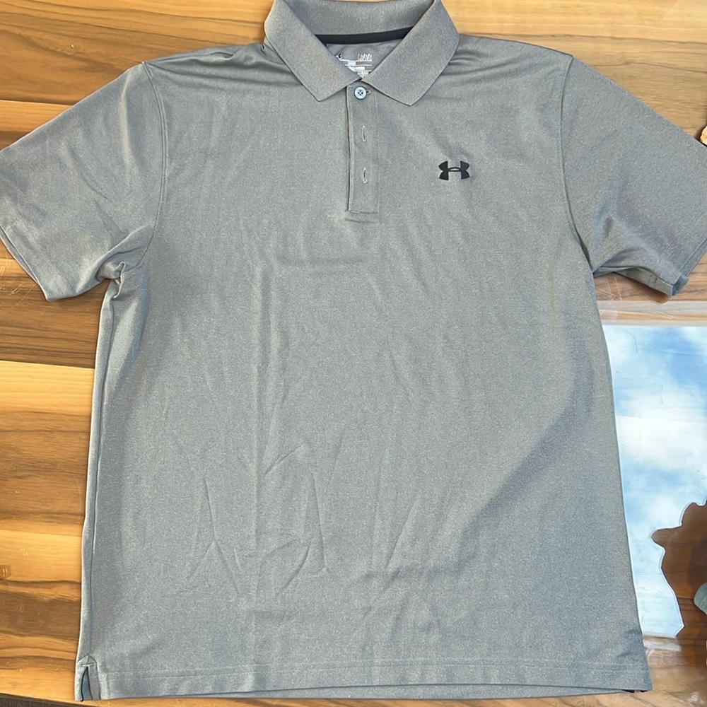 Under Armour loose performance polo - large